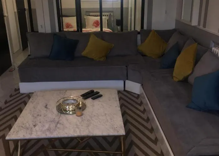 Large In A Cozy House Σπίτι διακοπών